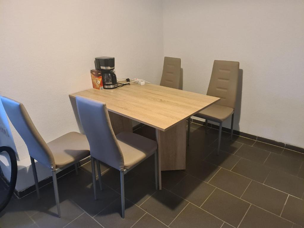 GSS18 1-OG Möblierte Wohnung in Oebisfelde photo 1
