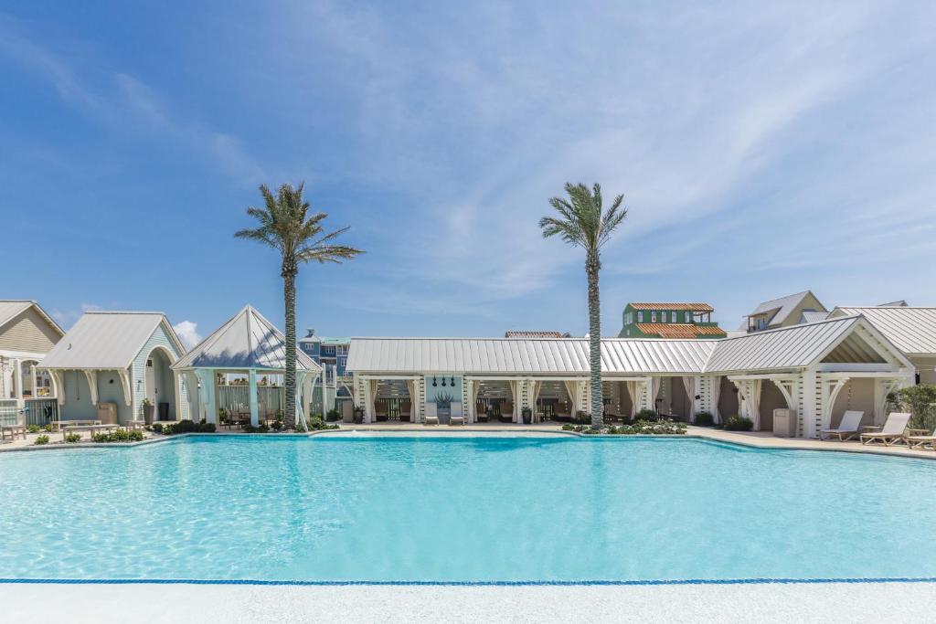 Sleek Beach at Palmilla Beach photo 3