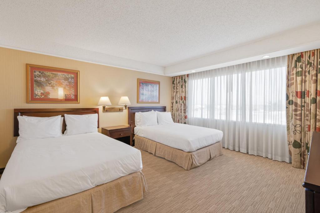 Harmony Seacaucus Suites Meadowlands - Tap to explore photos