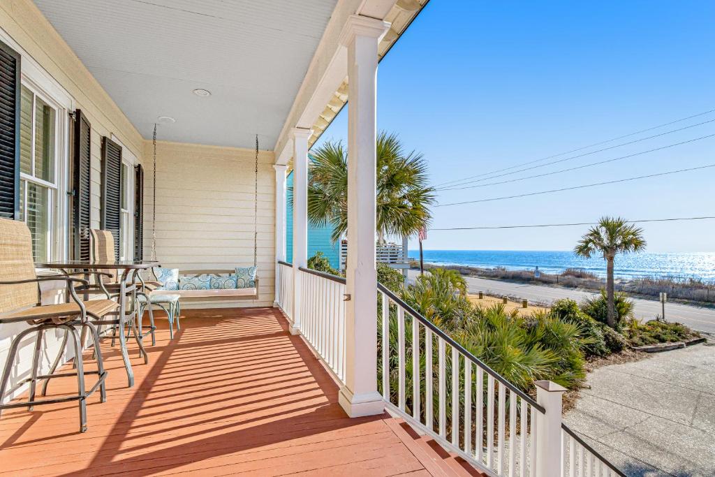 Tradewinds photo 2