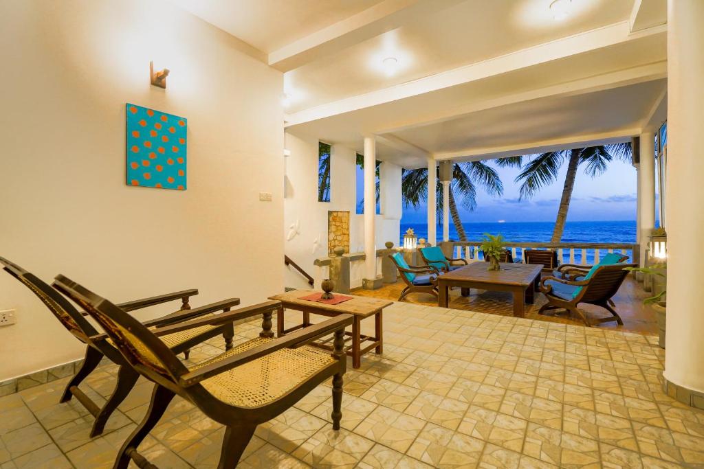 Blue Sky Beach Resort photo 4