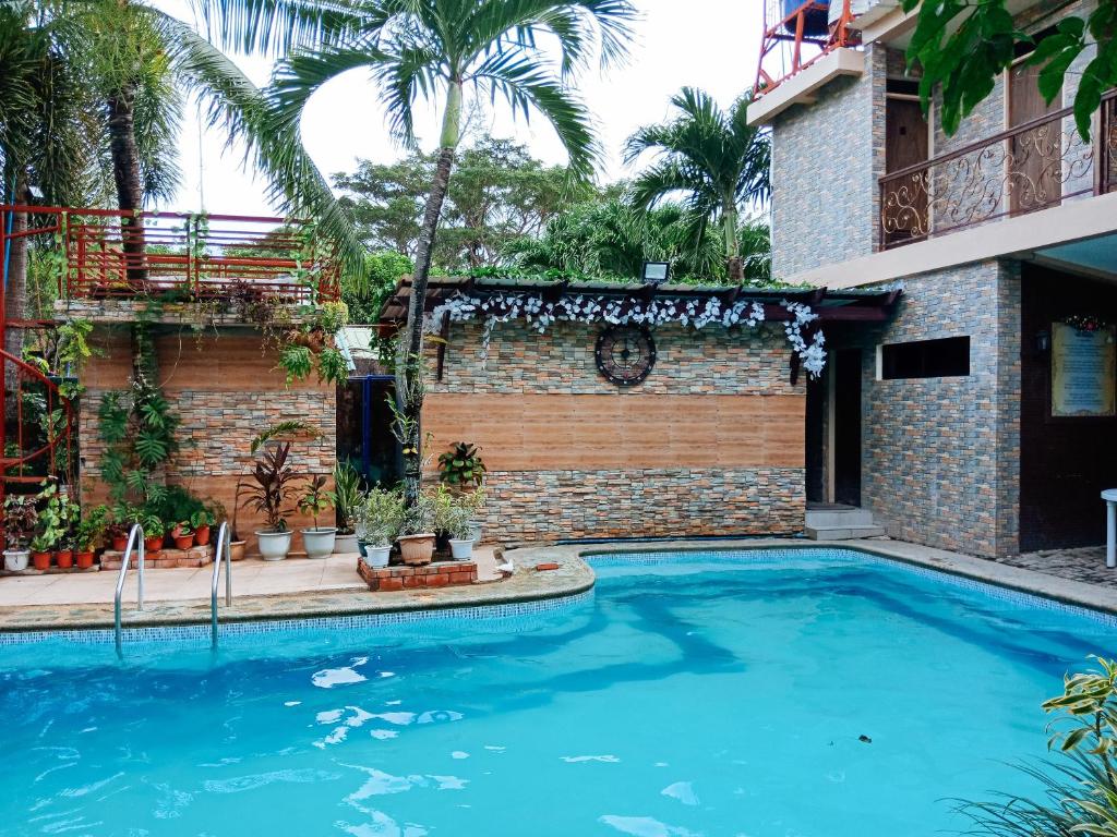 Villa Asuncion Country Inn and Resort Iloilo by RedDoorz photo 1