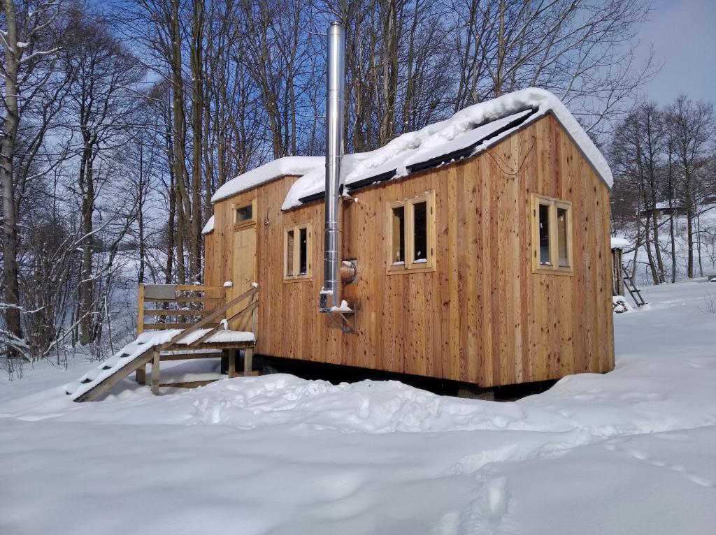 Celoroční GLAMPING v pohodlném domečku photo 1