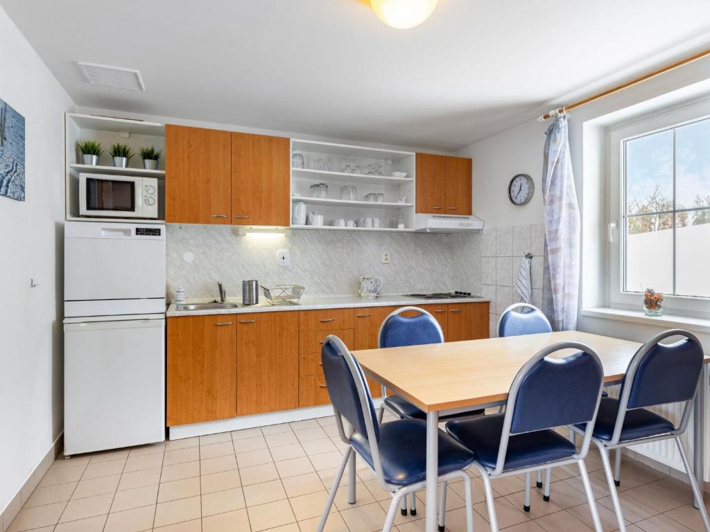 Holiday Home Holiday Hill 64 by Interhome photo 3