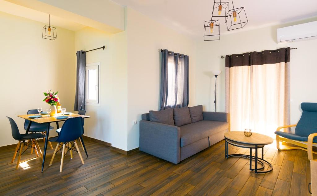 Elounda Harmony Sea front apartment photo 4