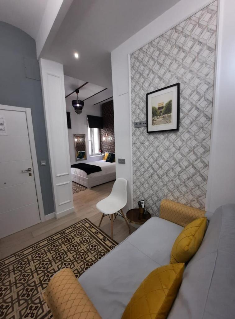 LA SUITE DEL CONDE LUXURY SUITES photo 4