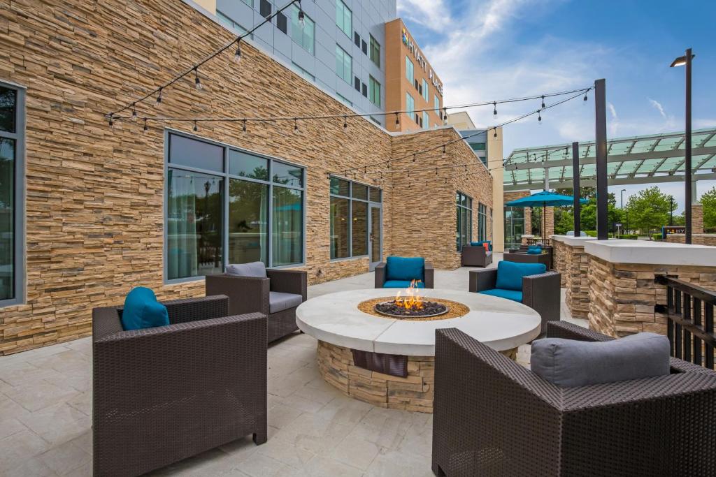 Hyatt Place Hampton Convention Center photo 1