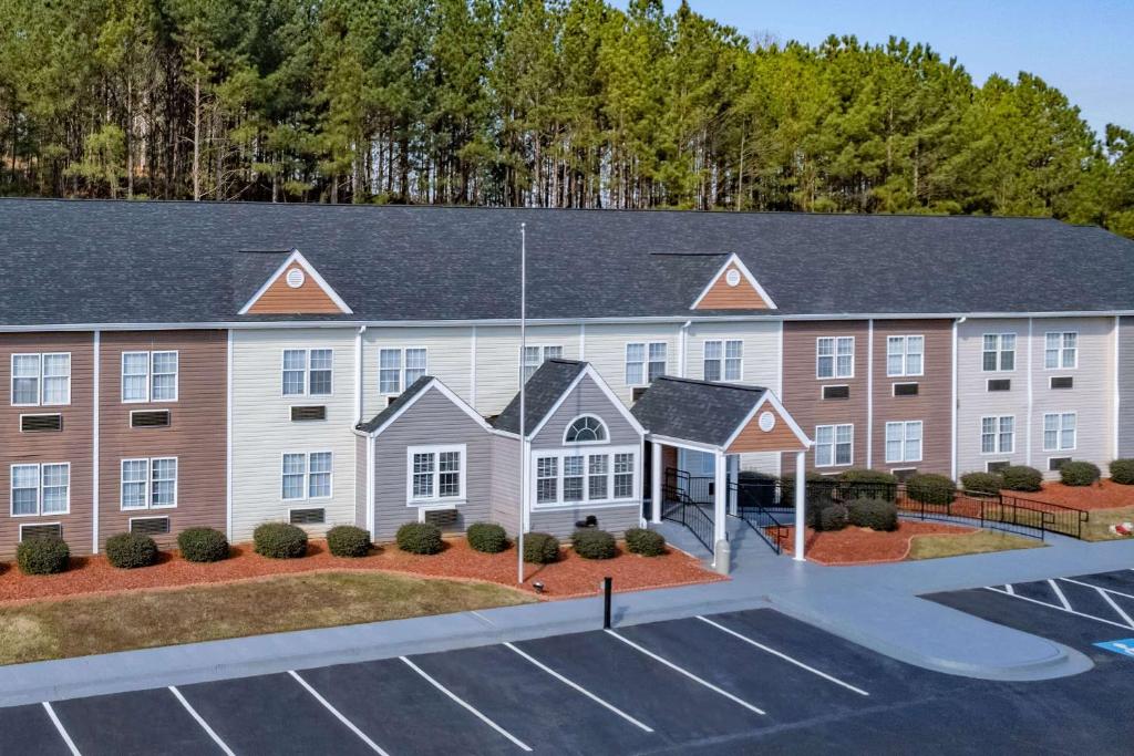 Microtel Inn by Wyndham Athens photo 1