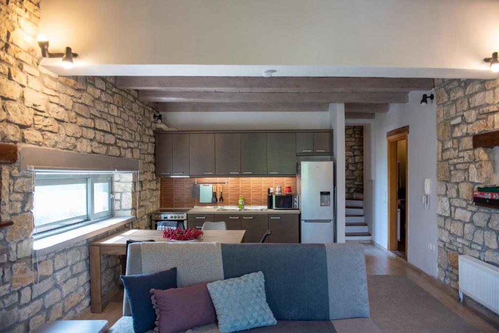 Kalpaki luxury maisonette 3 photo 2