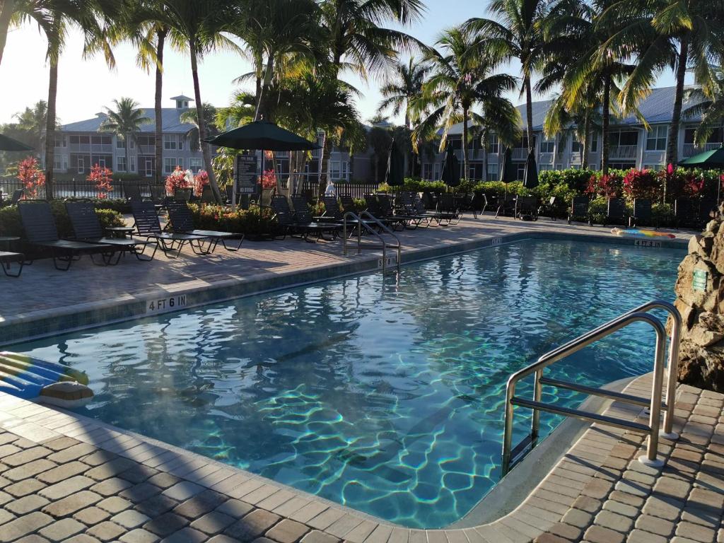 GreenLinks Luxury Villa at Lely Resort Golf - 3 Bedrooms photo 3