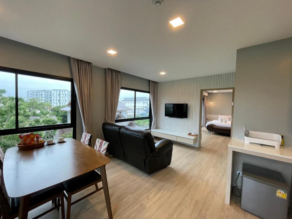 Napa hotel ratchaburi - Tap to explore photos