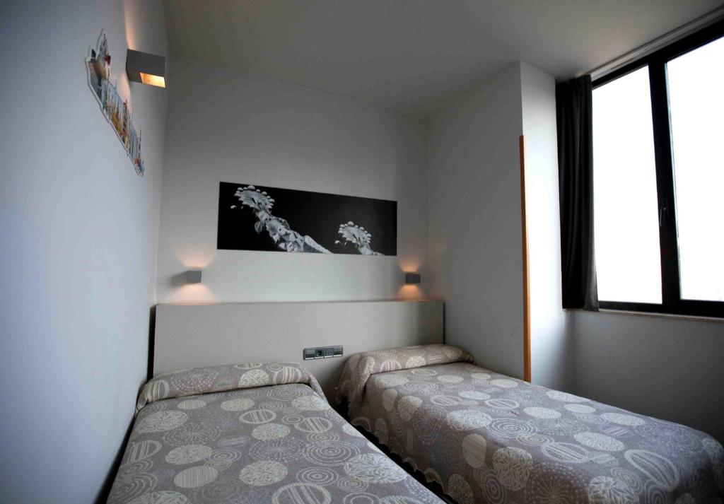 Hotel Ciutat De Sant Adria photo 4