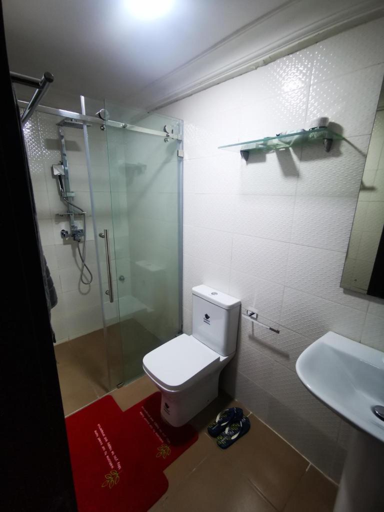 Cozy 2-bedroom Getaway with Pool - Wuse 2. Abuja photo 4