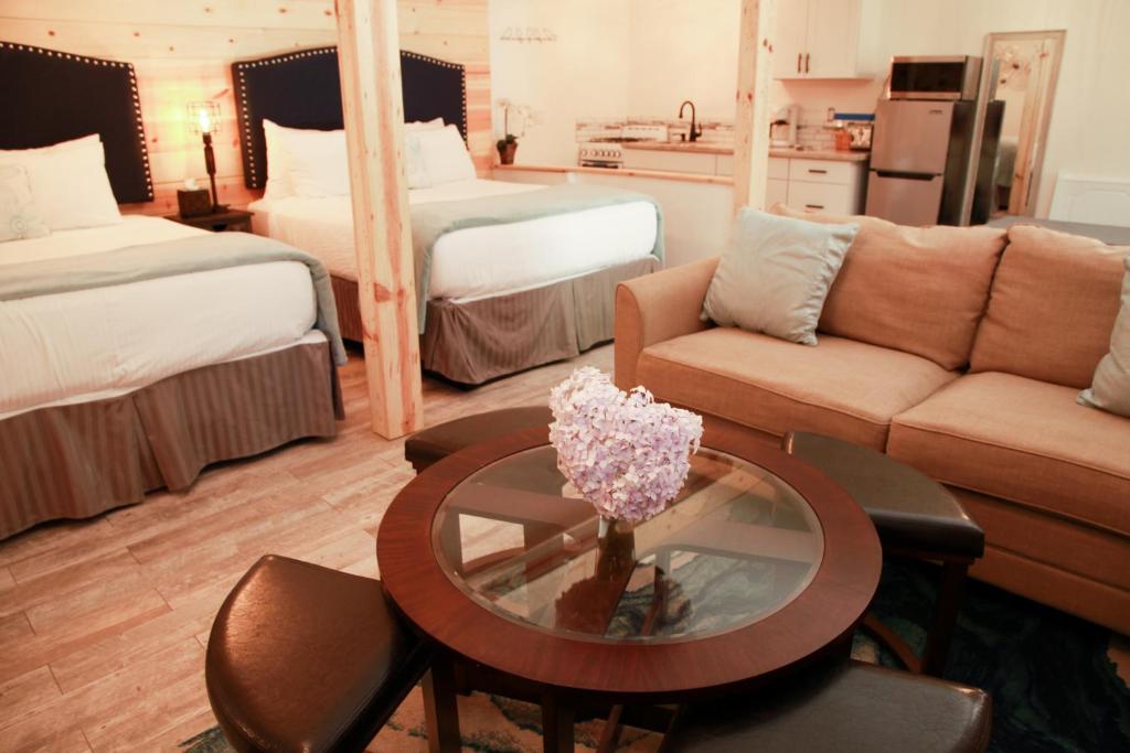 Inn on the Russian River photo 1