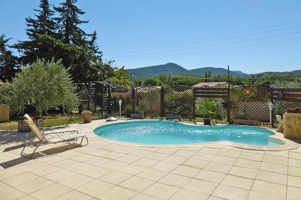 holiday home, Roaix photo 1