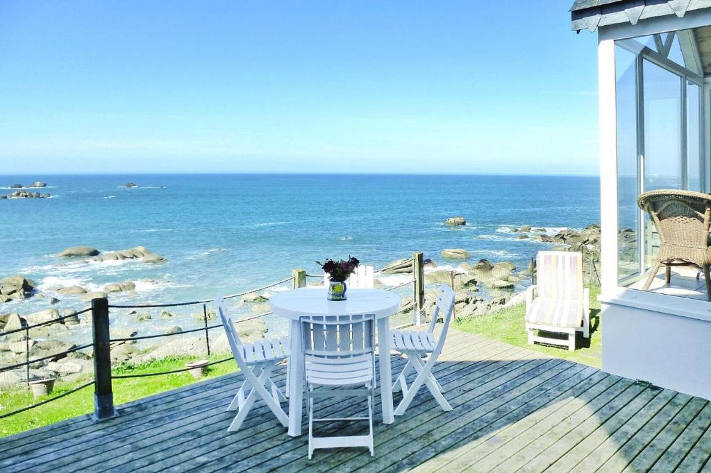 The sea at your doorstep, 180 panoramic view, Plouescat photo 1
