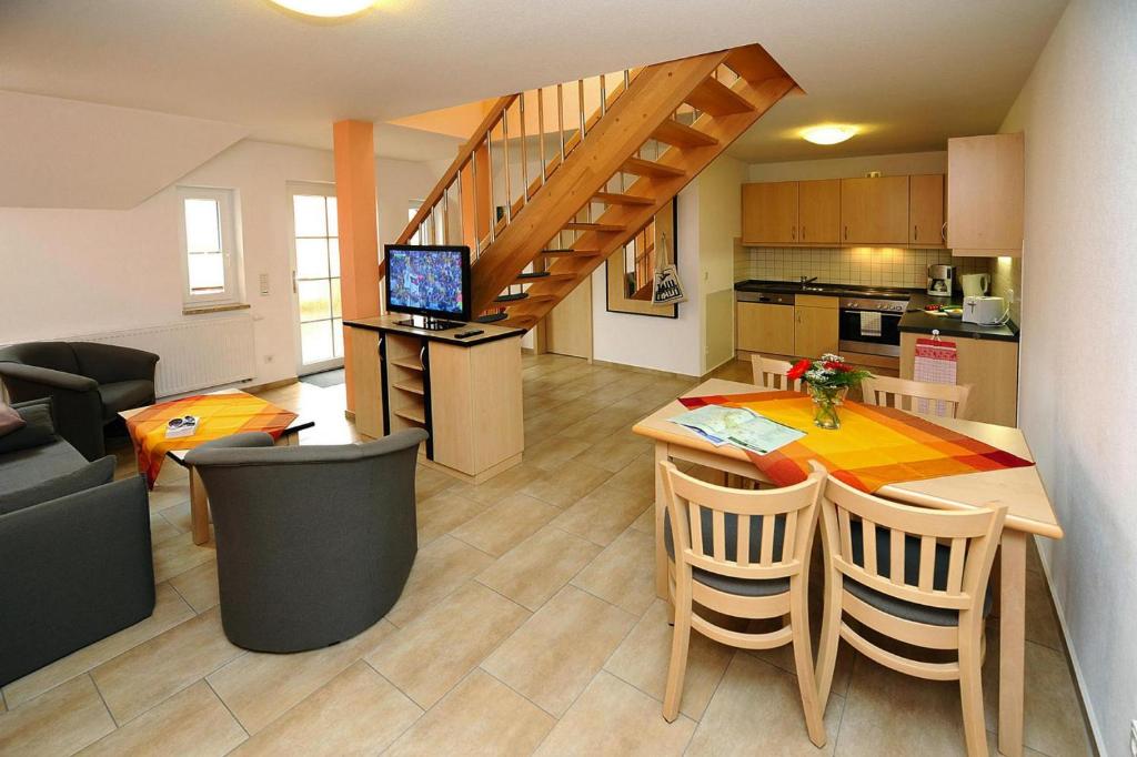Apartment in Schlettzig with a balcony or terrace photo 3