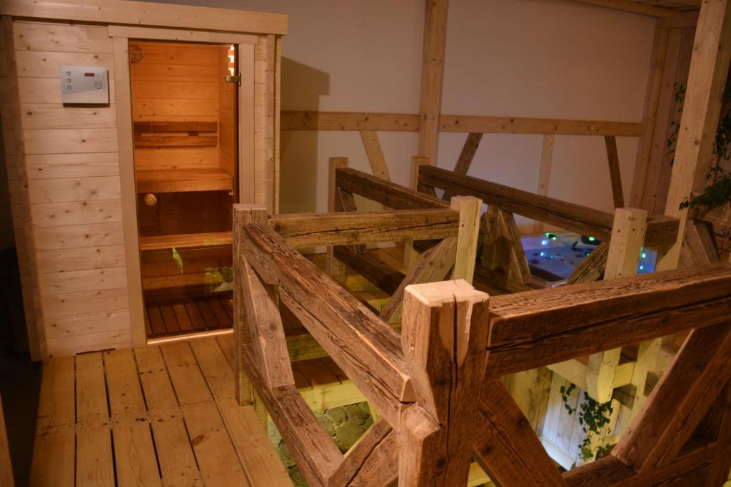Hotel Zámeček na Čeladné photo 2