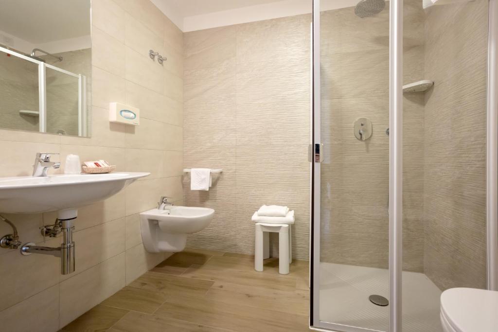 Hotel Montreal photo 1
