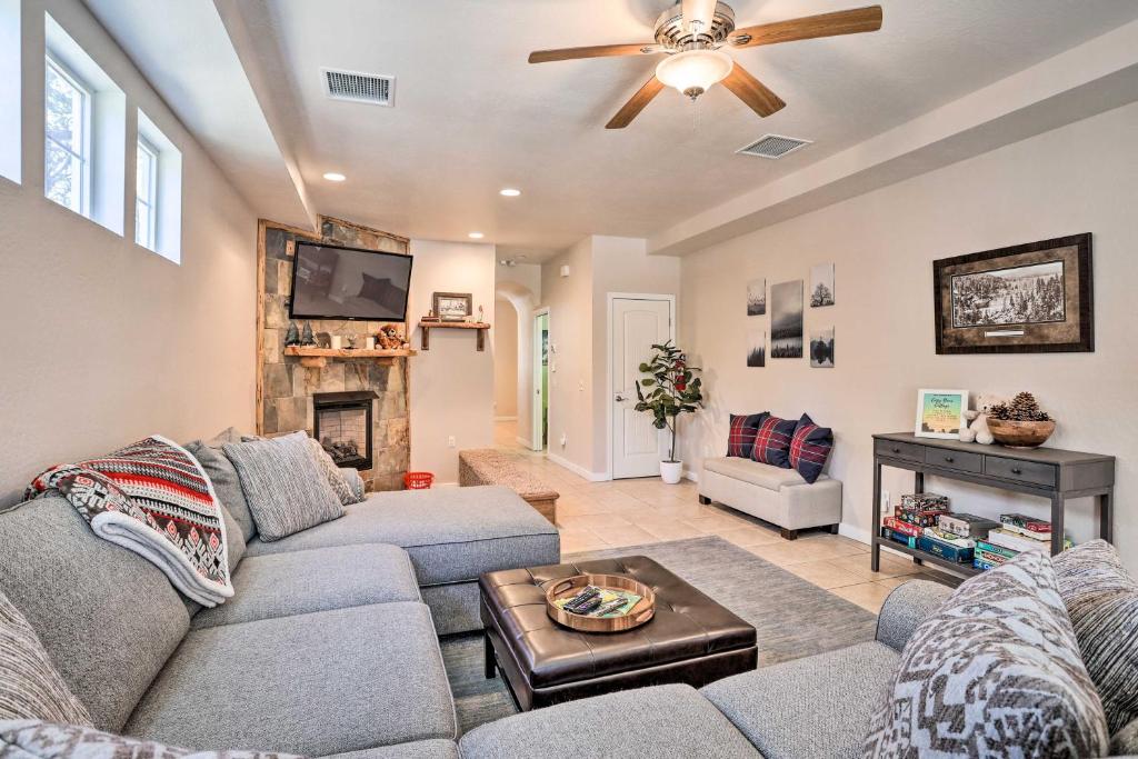 Inviting Cottage - 5 Mi From Big Bear Lake! photo 1