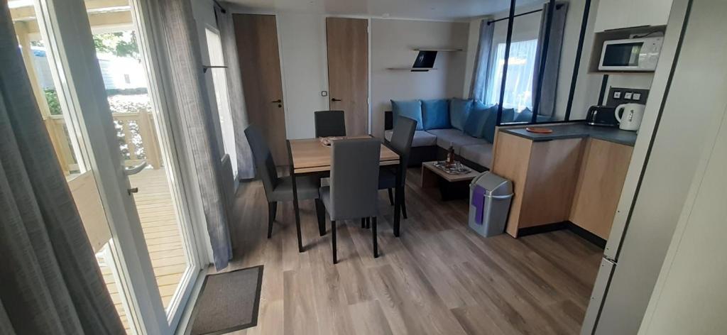 Mobil-home de charme dans les Landes, neuf, tout équipé photo 1