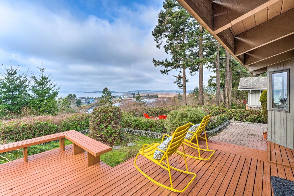 Lovely Coupeville Home with Puget Sound Views! photo 2