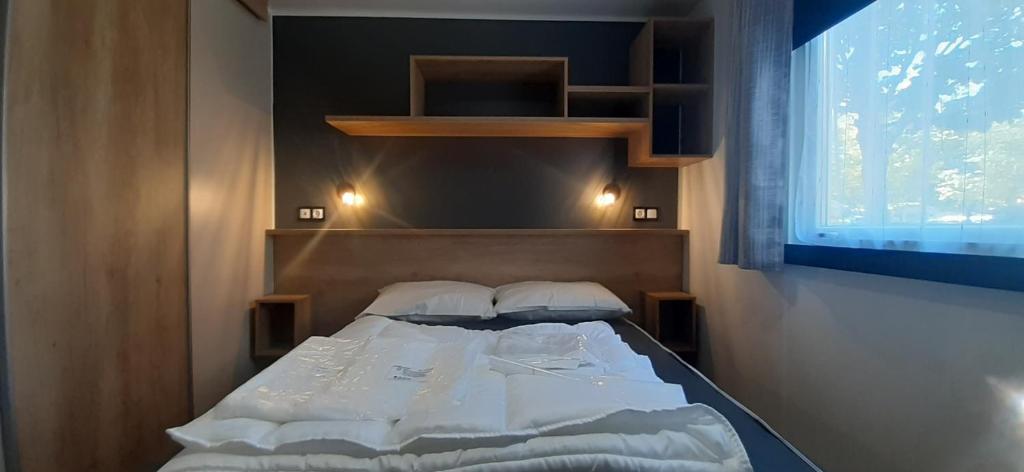 Mobil-home de charme dans les Landes, neuf, tout équipé photo 2