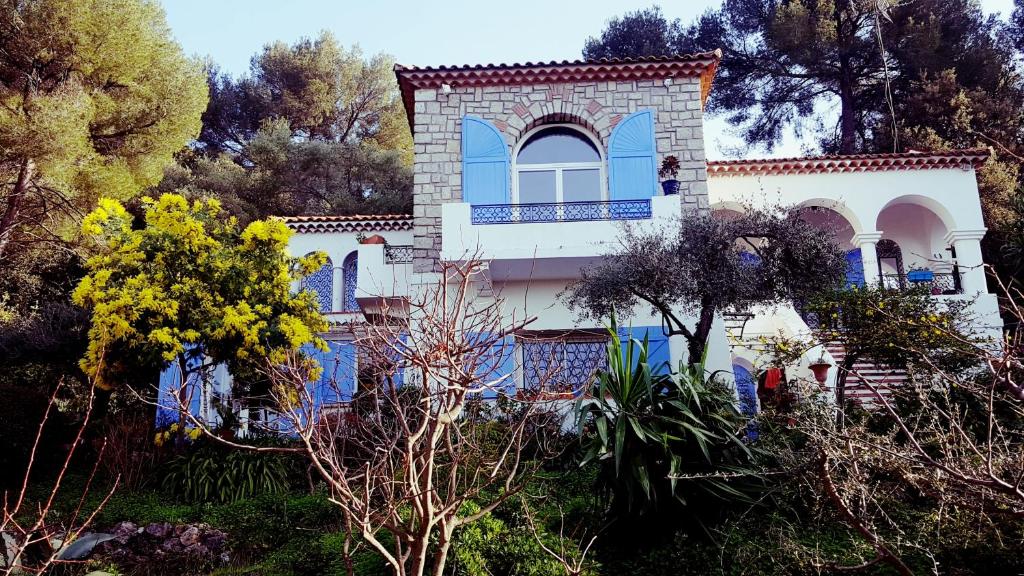 Magnifique "Gite de la Garoupe" au Cap d'Antibes à 300m des plages photo 1