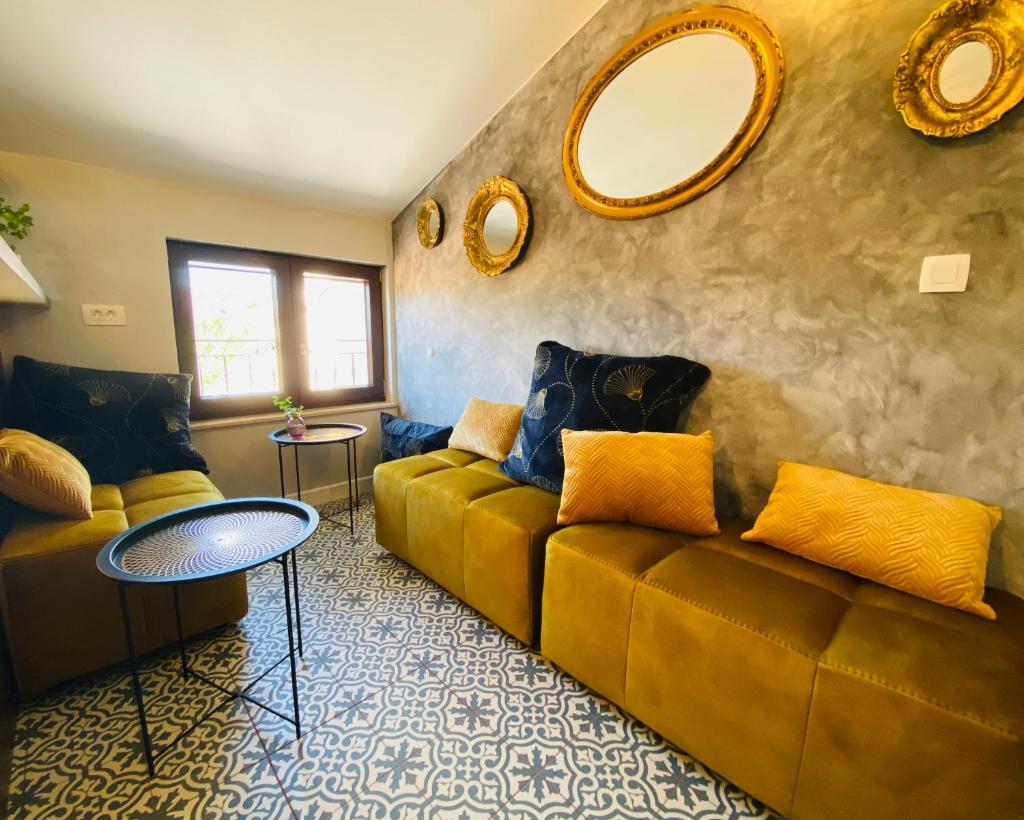 BOUTIQUE ROOMS Mare Fabulas