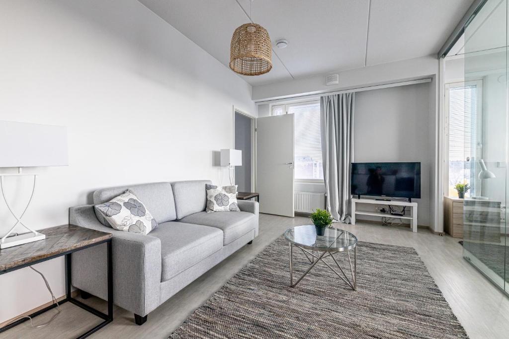 Apartment, Sleepwell, Tikkurila with private sauna, 70m2 1-7 pers