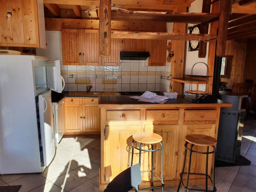 Chalet 8-10 personnes Auris en Oisans Domaine de l'Alpe d'Huez photo 3