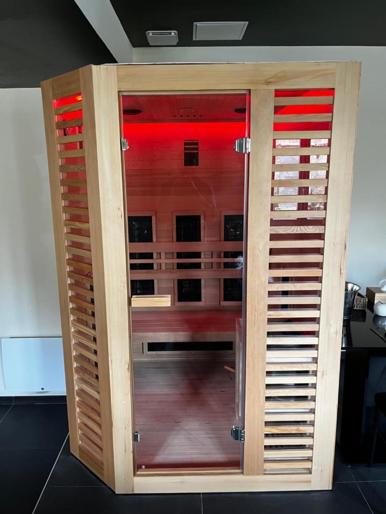 Magnifique Duplex avec Jaccuzi, Sauna et Cinema Room Privatif photo 4