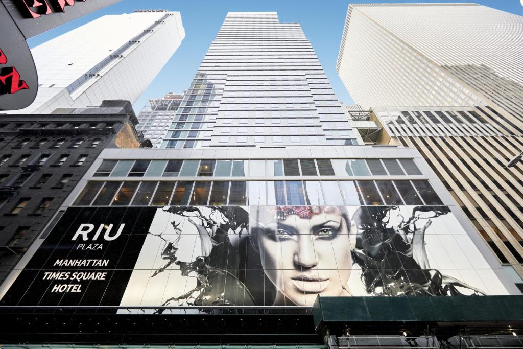 Hotel Riu Plaza Manhattan Times Square image