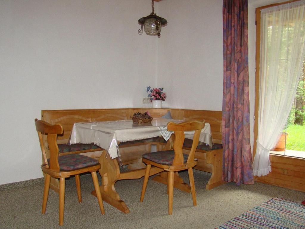 Apartment near the ski area in Obsteig photo 2