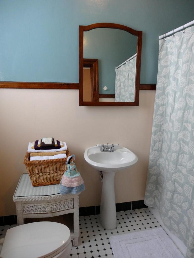 Сьюит (Суперлюкс с кроватью размера «queen-size»), The Edgewater Hotel