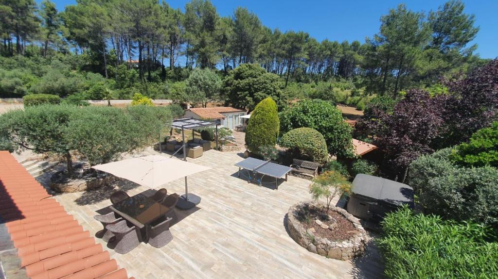 Gîte Les Grillons photo 2