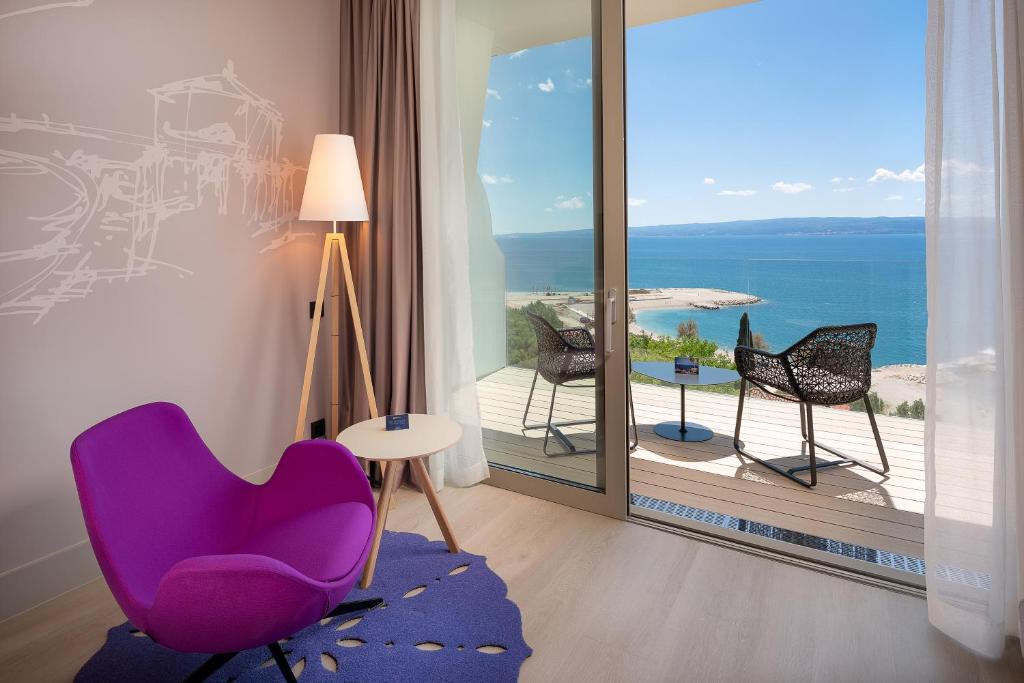 Radisson Blu Resort & Spa photo 2