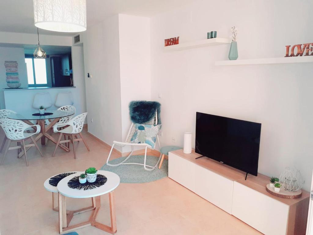 Spacious luxe apartment on Mar Menor Golf Resort with Padel, Fitness, Wellness facilities photo 3