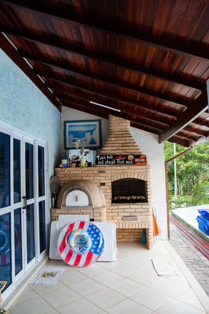 Linda casa com lazer a 500m da praia Guaratuba SP photo 3