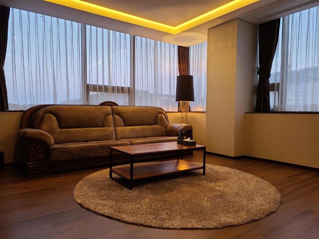 New Donghae Tourist Hotel photo 1