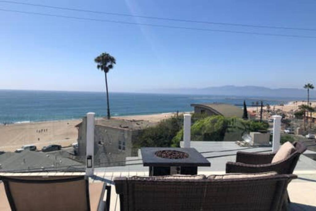Incredible Los Angeles Beach Home with Amazing Ocean Views photo 2
