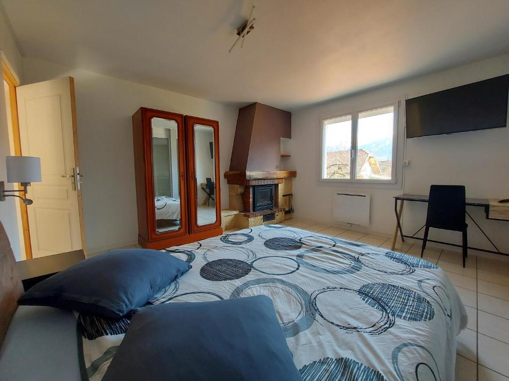 Entre lac et montagne, proche centre de St Jorioz, spacieux et confortable appartement avec grande terrasse photo 3