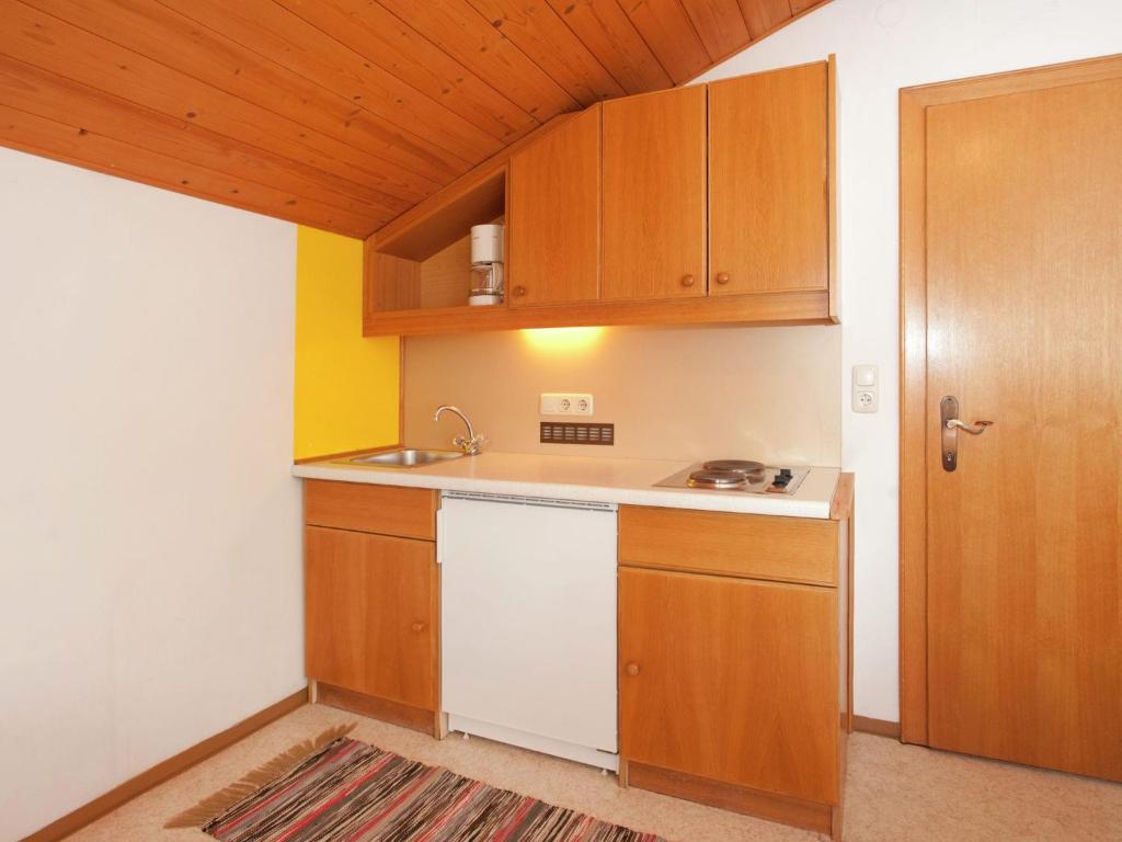 Cozy apartment in St Johann in Tyrol photo 3
