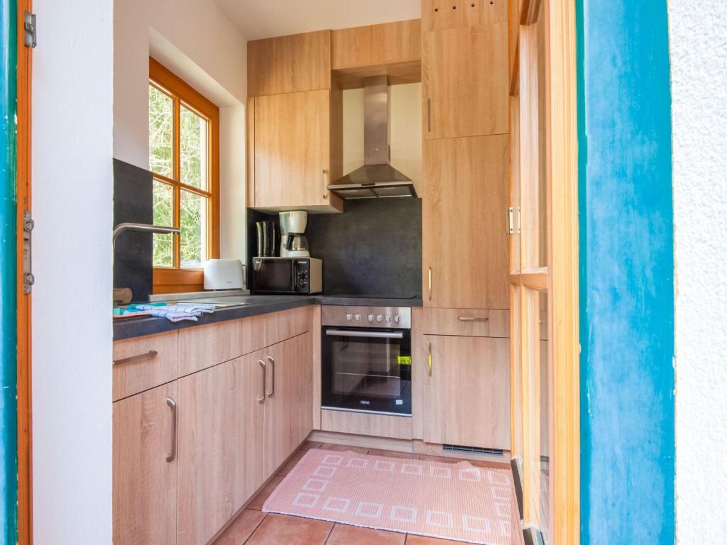 Apartment in Mayrhofen with terrace photo 2