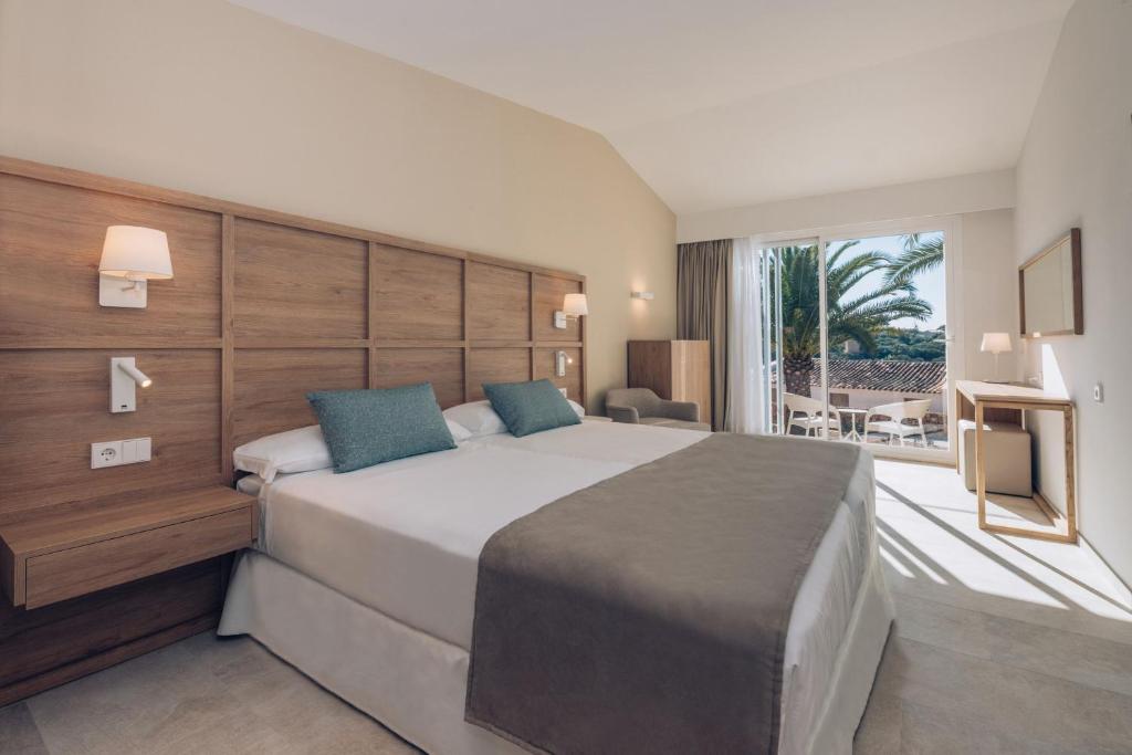 Iberostar Cala Domingos All Inclusive photo 2