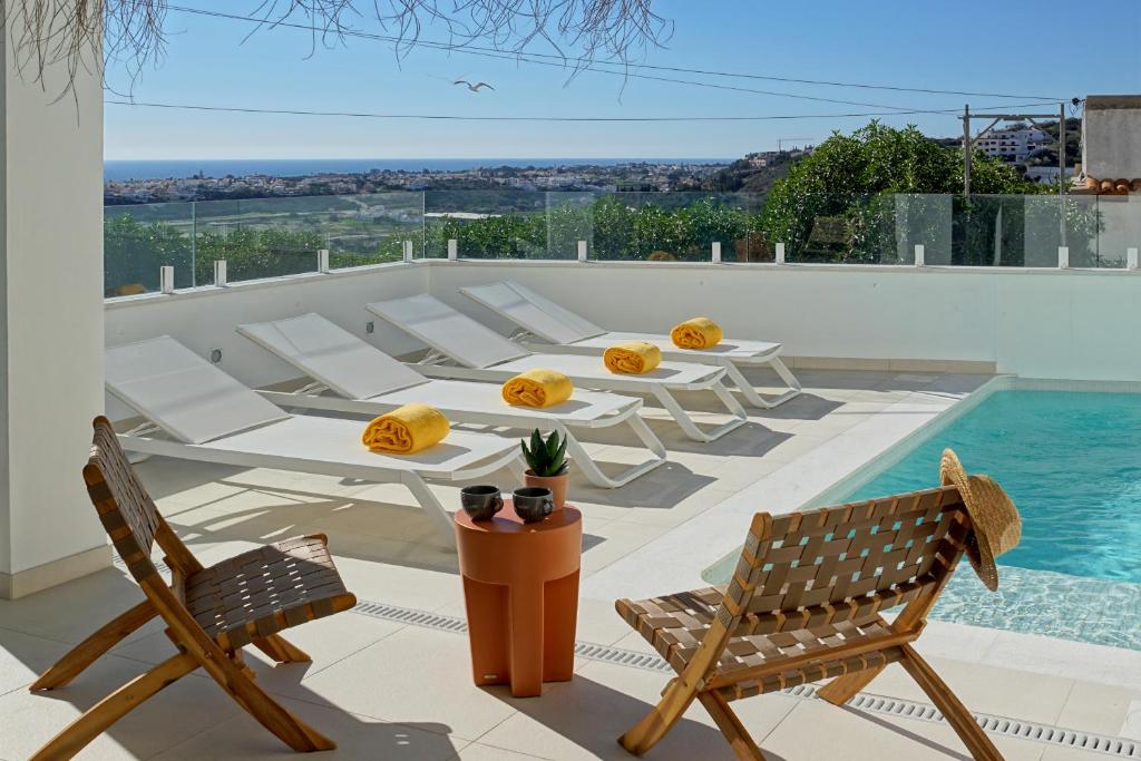 Casa do Pátio-Two Private Pools Villa- Rooftop & Panoramic Pool photo 2