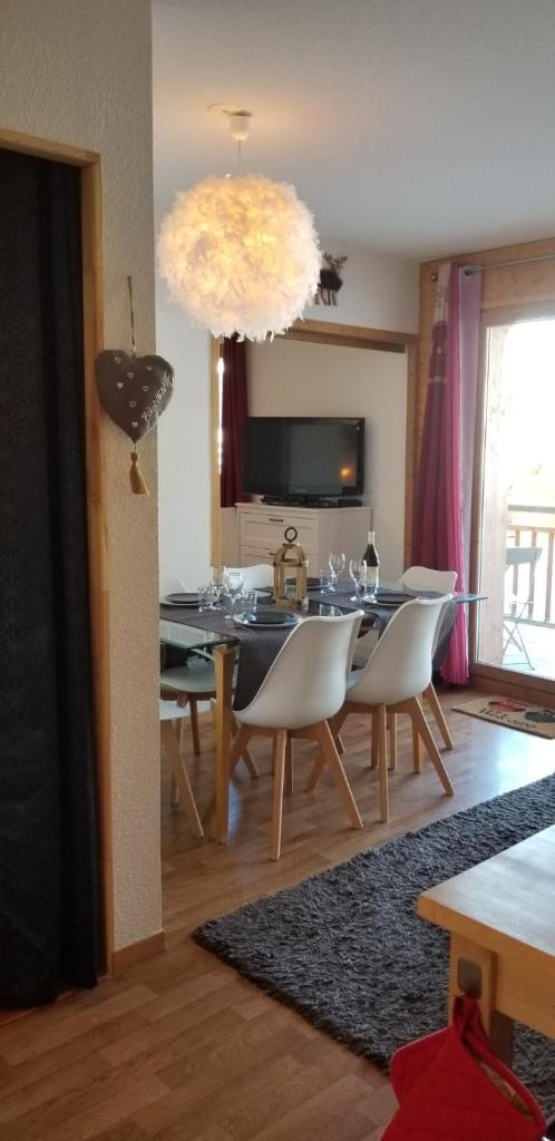Au Centre de la station de ski de Valfréjus - appartement 4-6 personnes photo 1