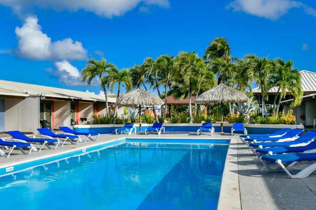 Aruba Blue Village Hotel and Apartments photo 2