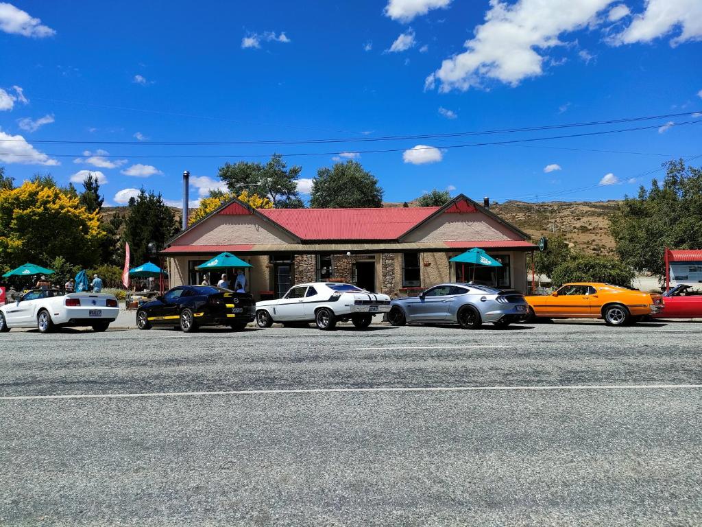 Oturehua Railway Hotel Cottage