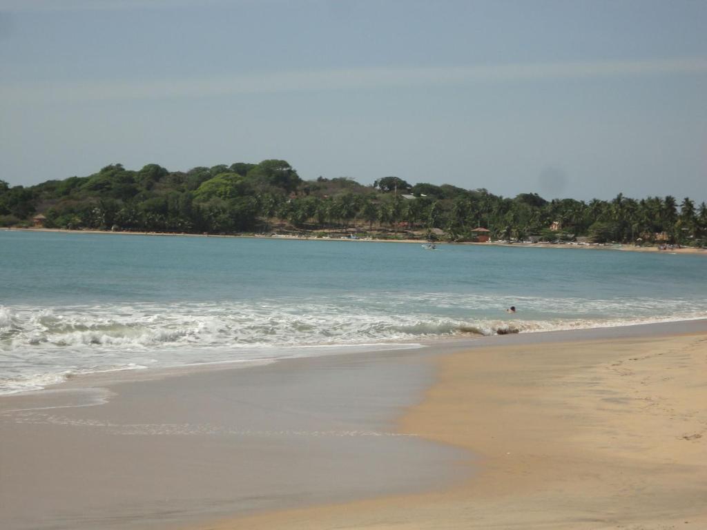 SURF & SAND Hotel Arugambay photo 2